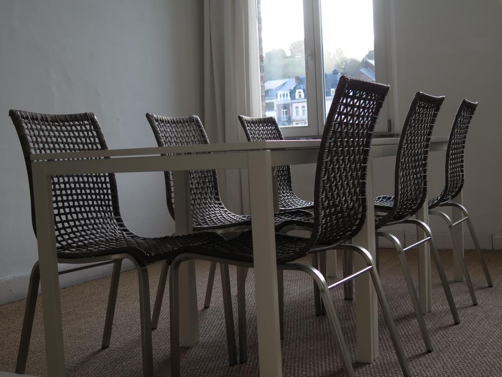 La Petite Lili Villa Dinant Room photo